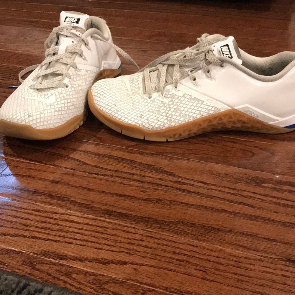 Nike metcons